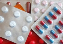 Monitoring heat sealing strength of aluminum/polyethylene composite hard sheet for blister packaging